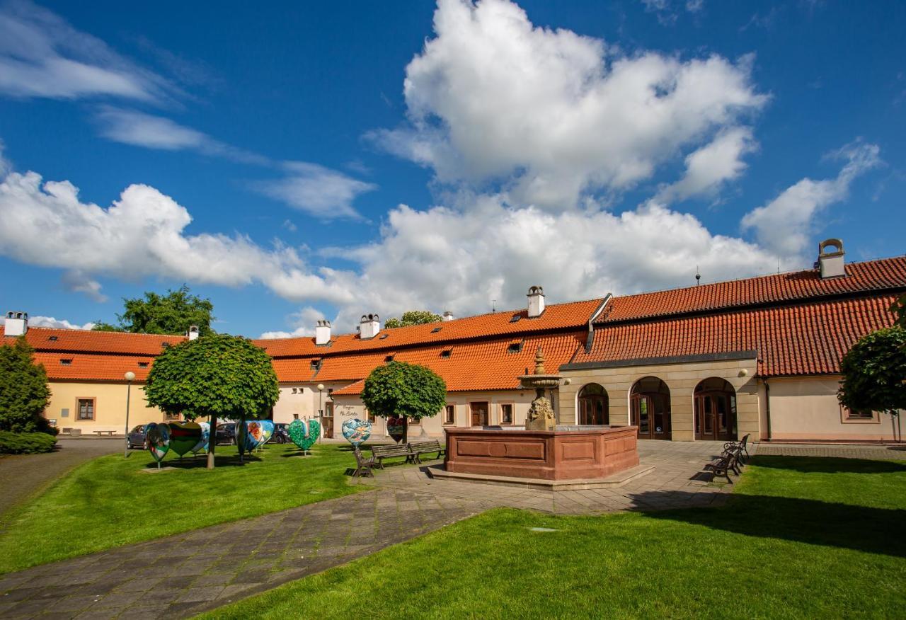 Castle Hotel & Wellness Podebrady Exterior photo